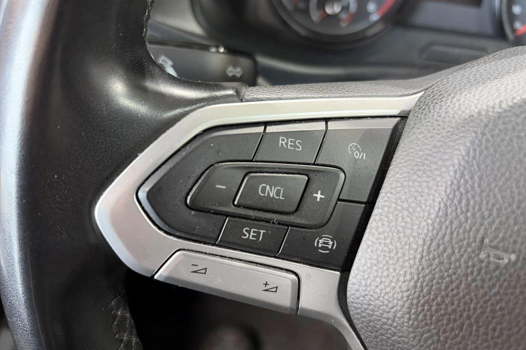 VOLKSWAGEN TRANSPORTER 2020
