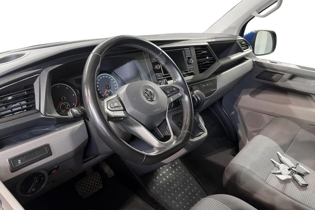 VOLKSWAGEN TRANSPORTER 2020