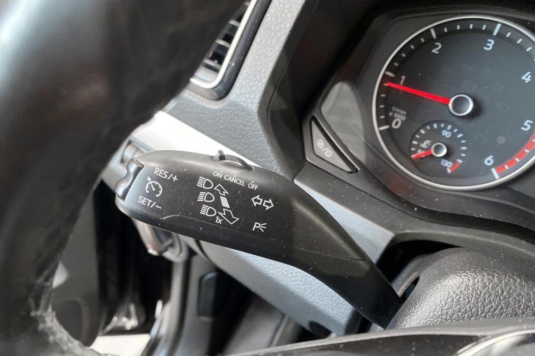 VOLKSWAGEN Amarok 2018