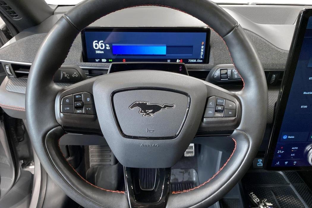 Ford Mustang Mach-E 2021