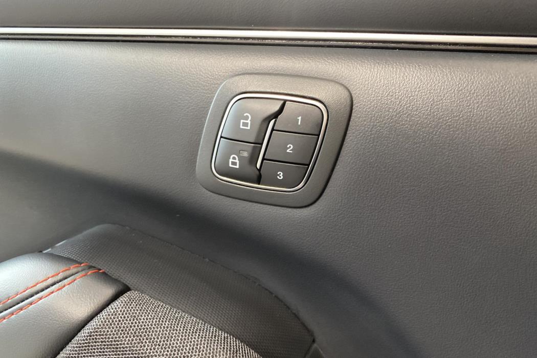 Ford Mustang Mach-E 2021