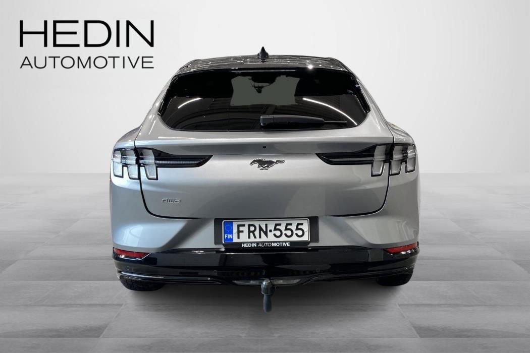 Ford Mustang Mach-E 2021