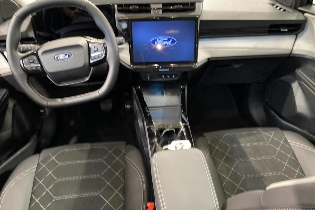 FORD Puma Gen-E 2025