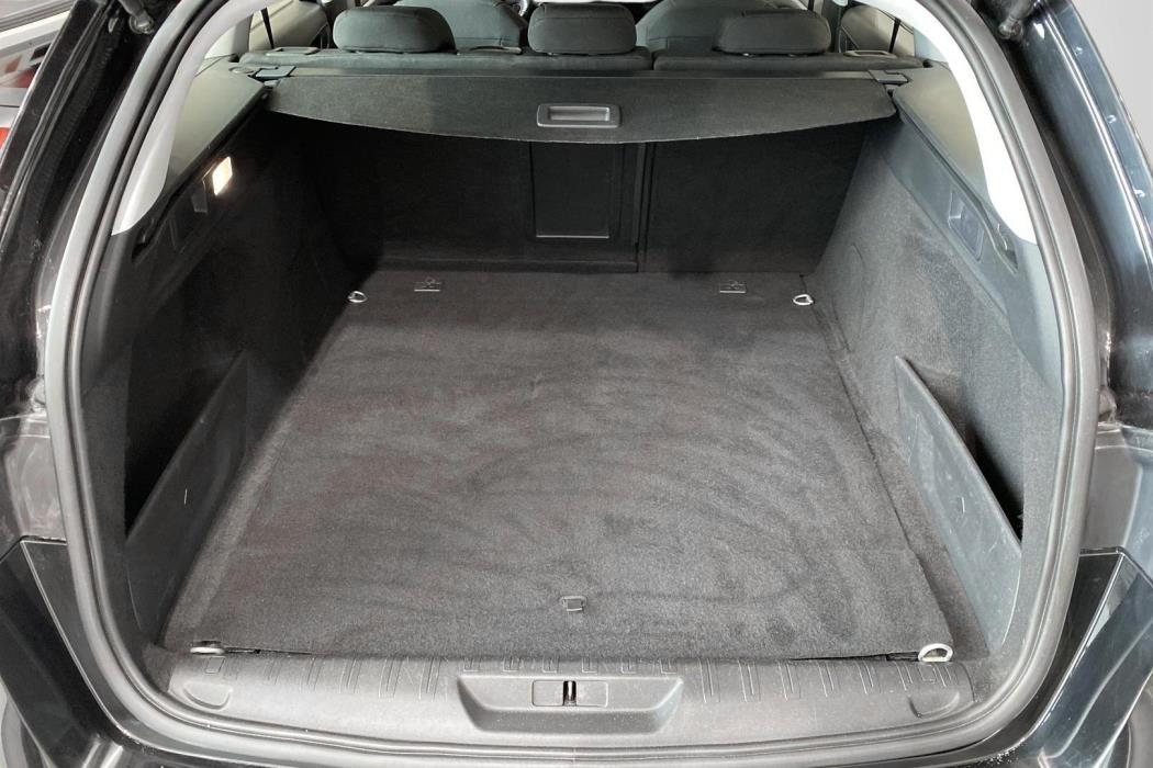 Peugeot 308 2016