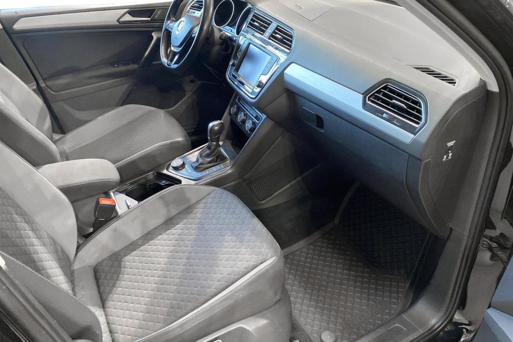 VOLKSWAGEN Tiguan 2017