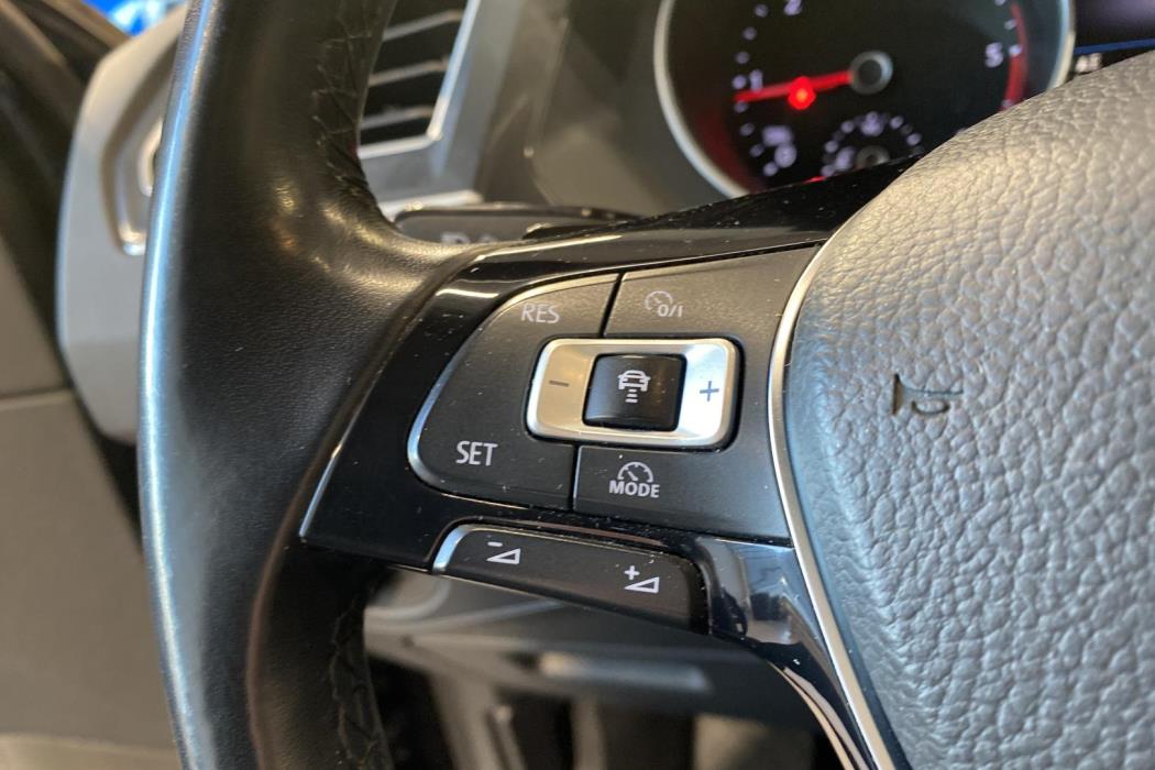 VOLKSWAGEN Tiguan 2017