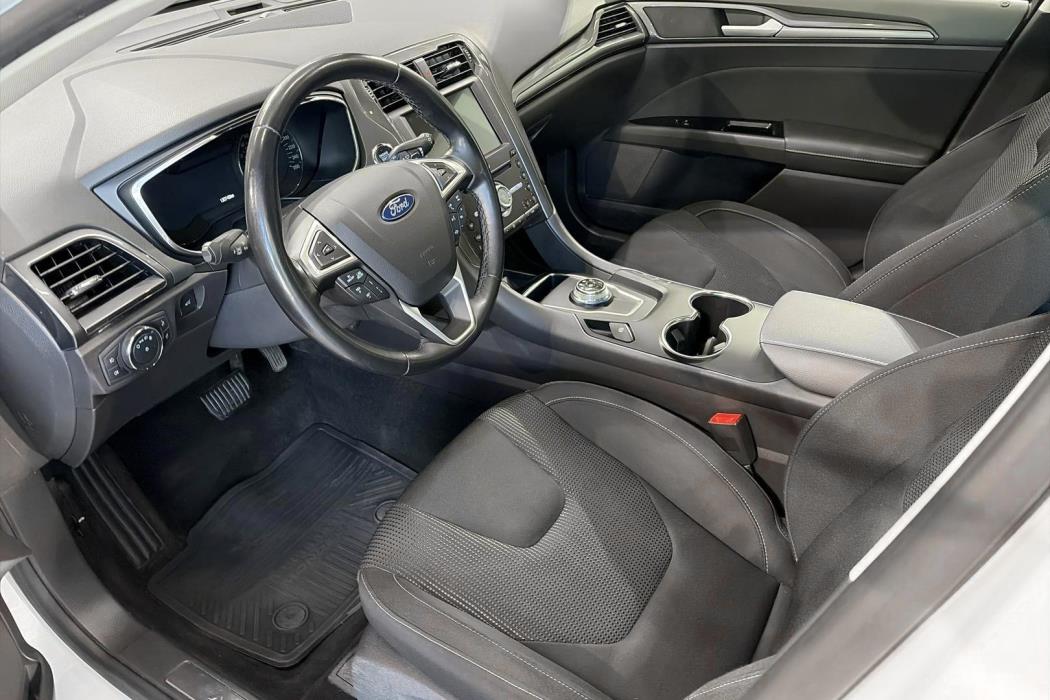 Ford Mondeo 2021