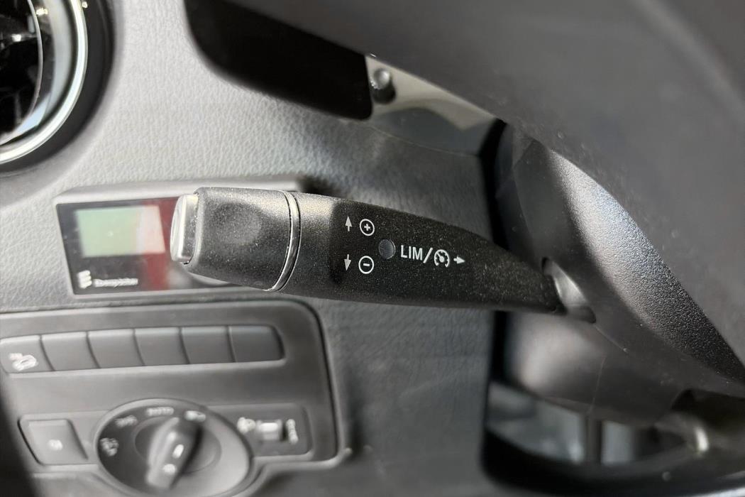 Mercedes-Benz Vito 2023
