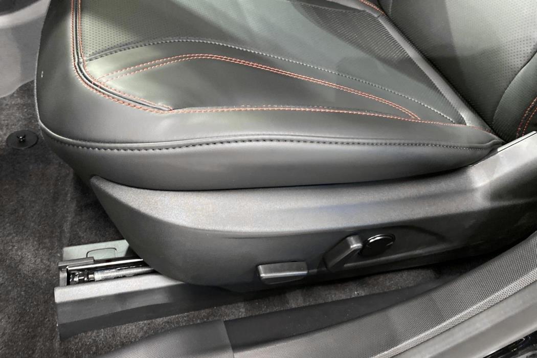 Ford Mustang Mach-E 2025