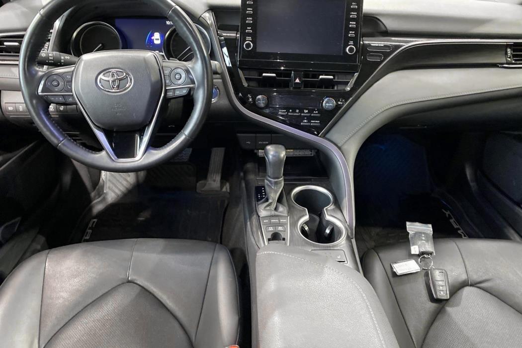 Toyota Camry 2023