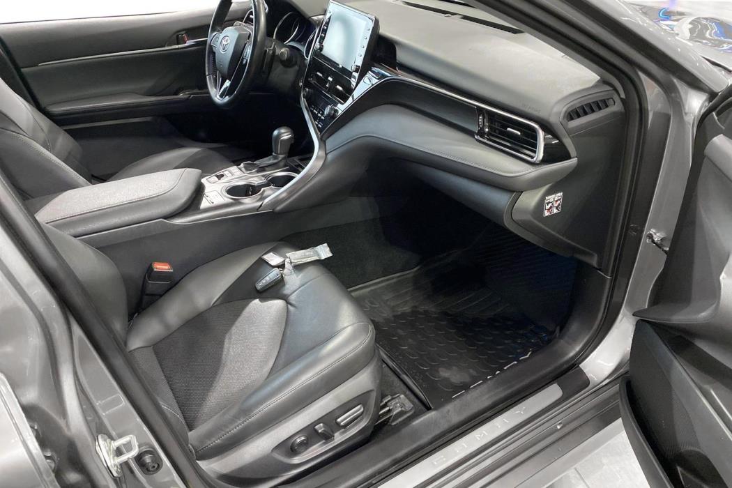 Toyota Camry 2023