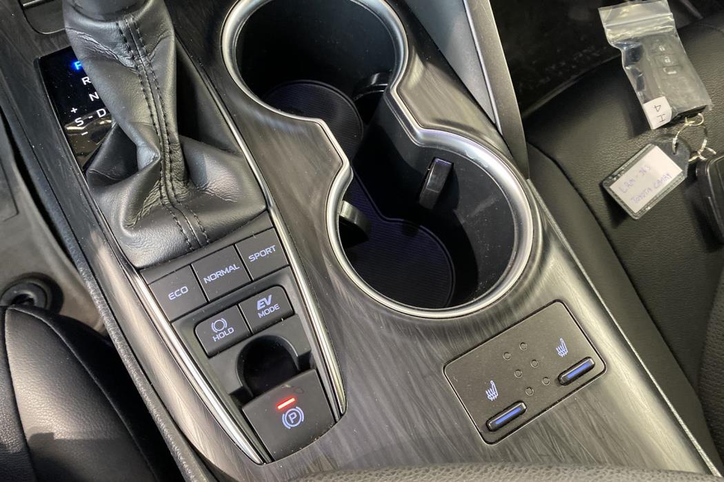 Toyota Camry 2023