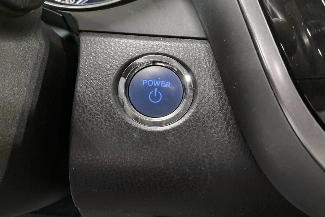 Toyota Camry 2023