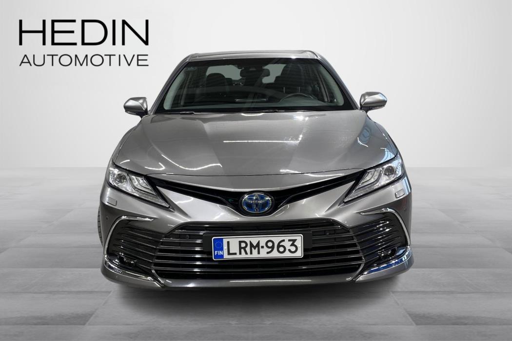 Toyota Camry 2023