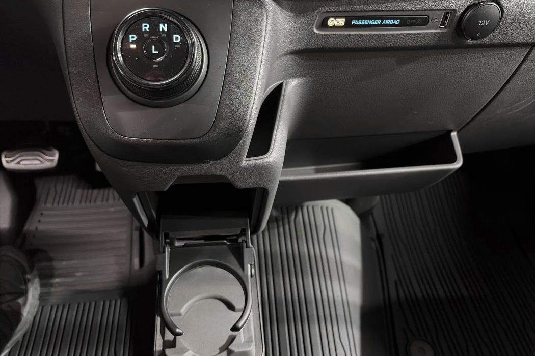 FORD TRANSIT 2025