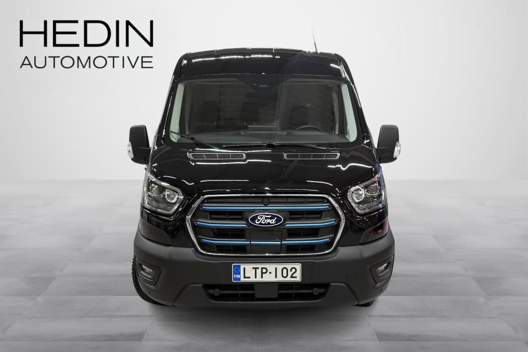 FORD TRANSIT 2025