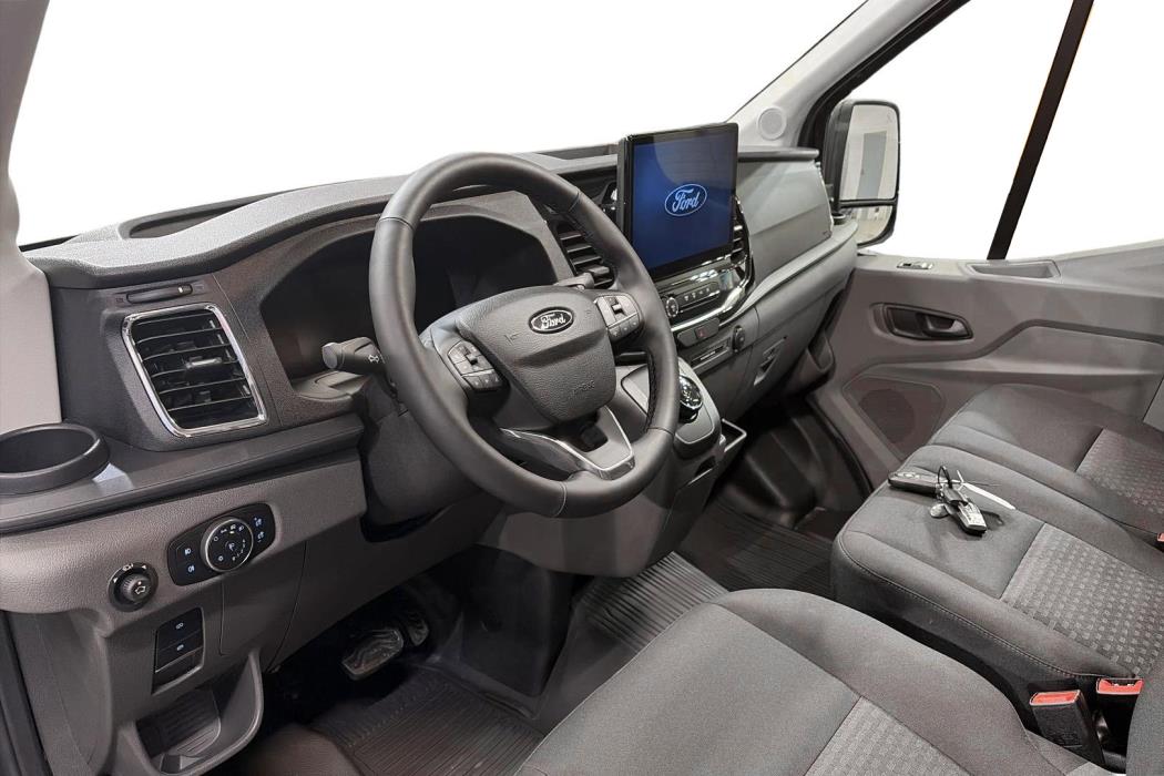 FORD TRANSIT 2025