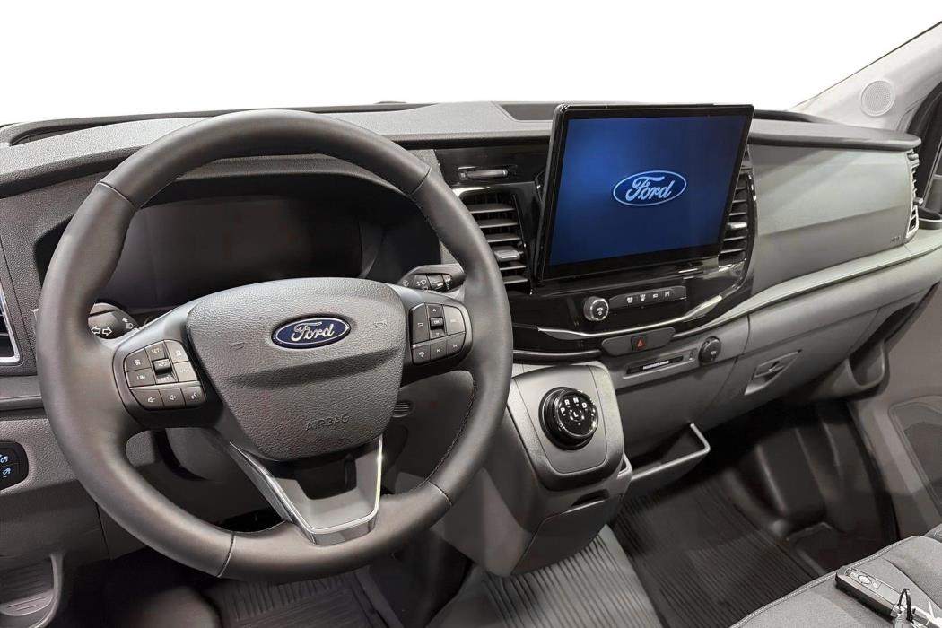 FORD TRANSIT 2025