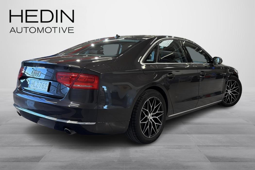 Audi A8 2012