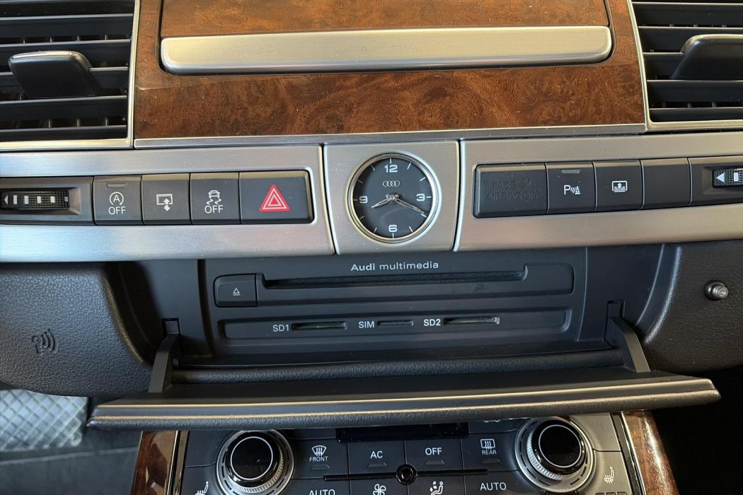 Audi A8 2012