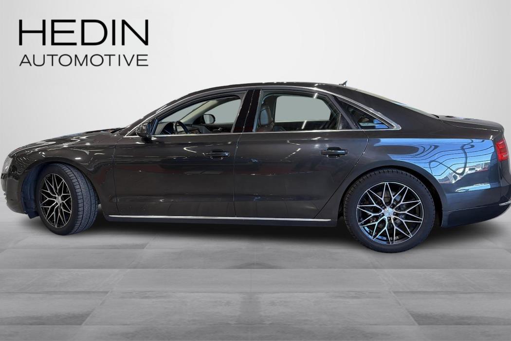Audi A8 2012