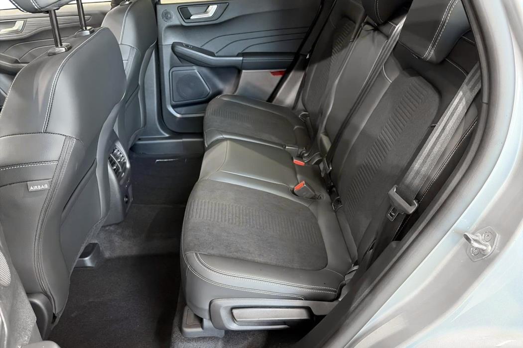 FORD Kuga 2026