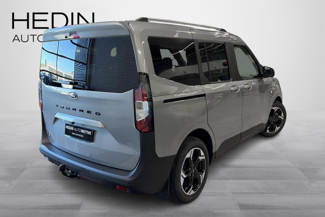 Ford Tourneo Courier 2026