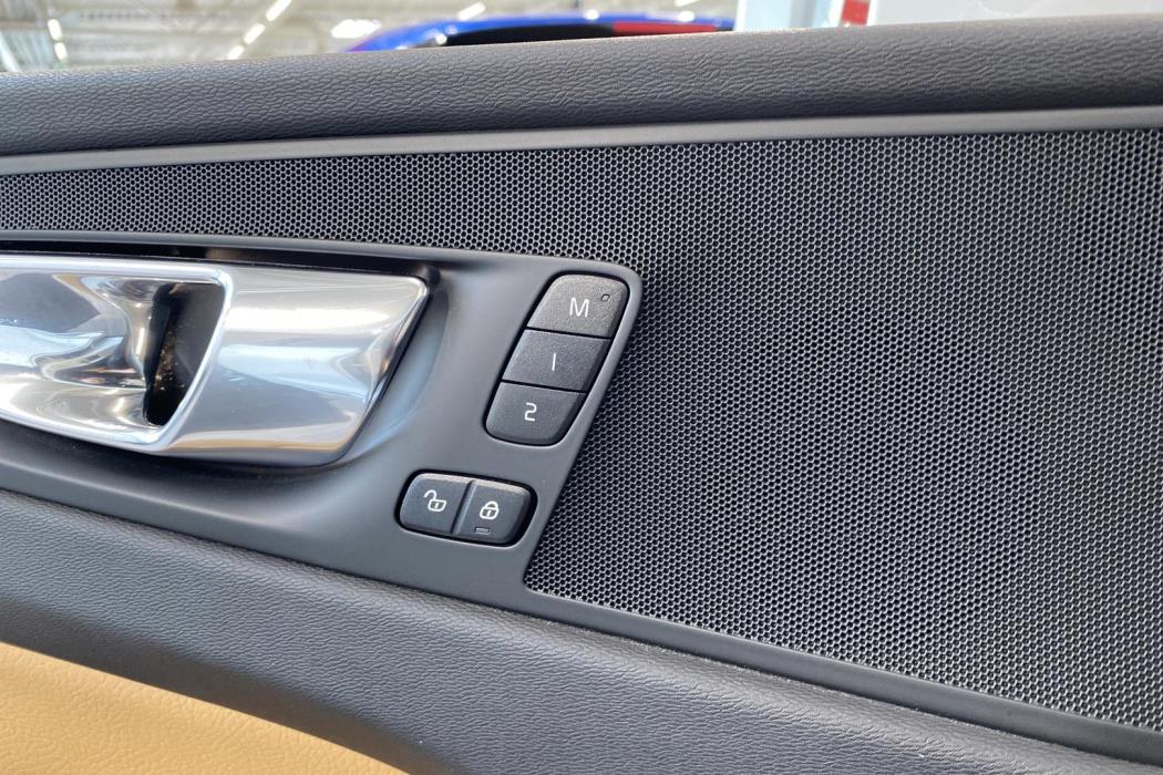 Volvo XC60 2020