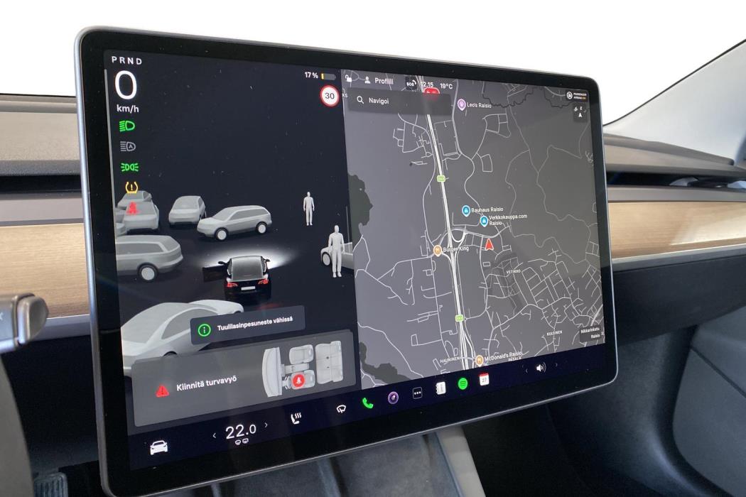 Tesla Model 3 2022