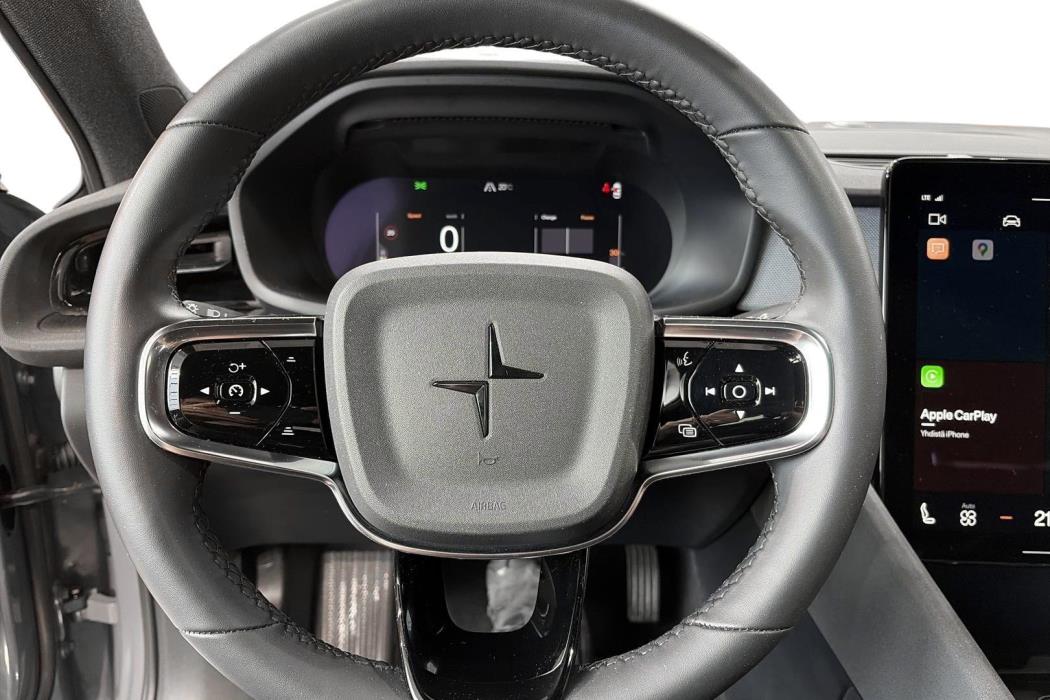 POLESTAR 2 2023