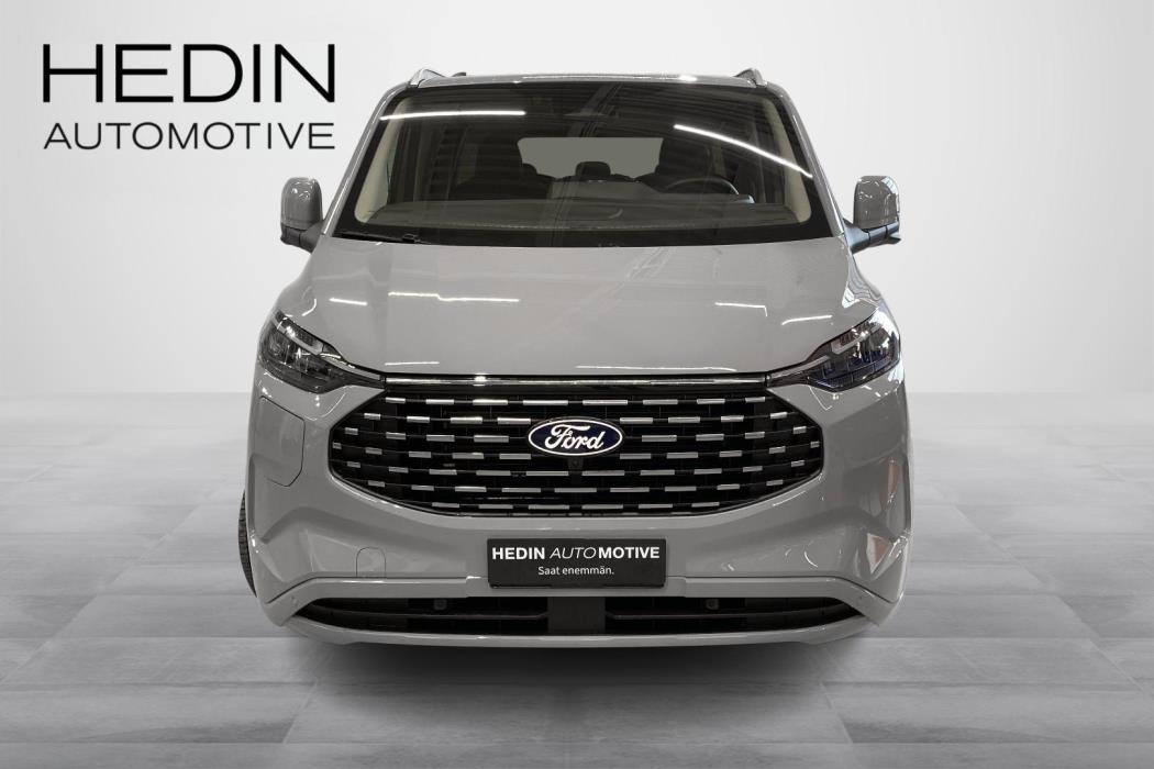 Ford Tourneo Custom 2026