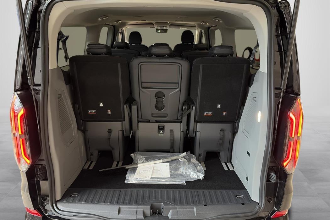 Ford Tourneo Custom 2026