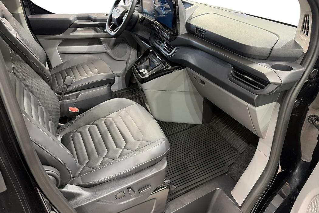 Ford Tourneo Custom 2026