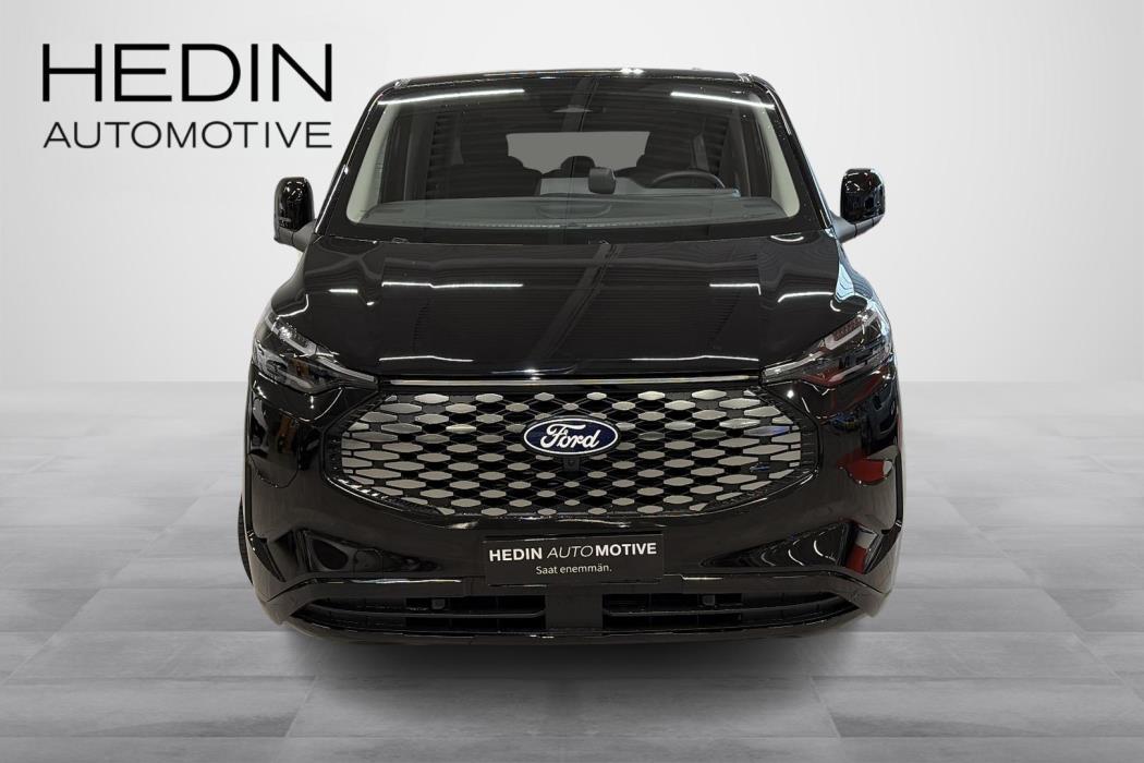 Ford Tourneo Custom 2026