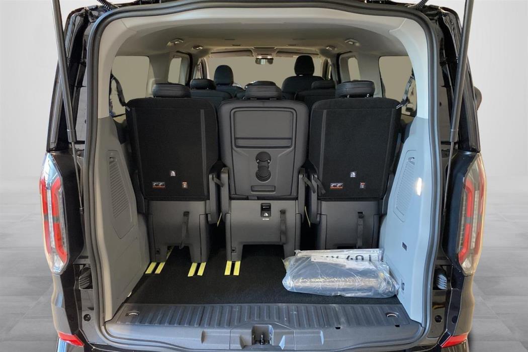 Ford Tourneo Custom 2026