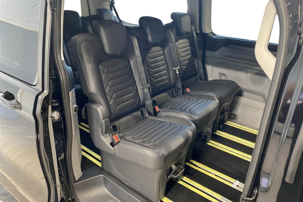 Ford Tourneo Custom 2026