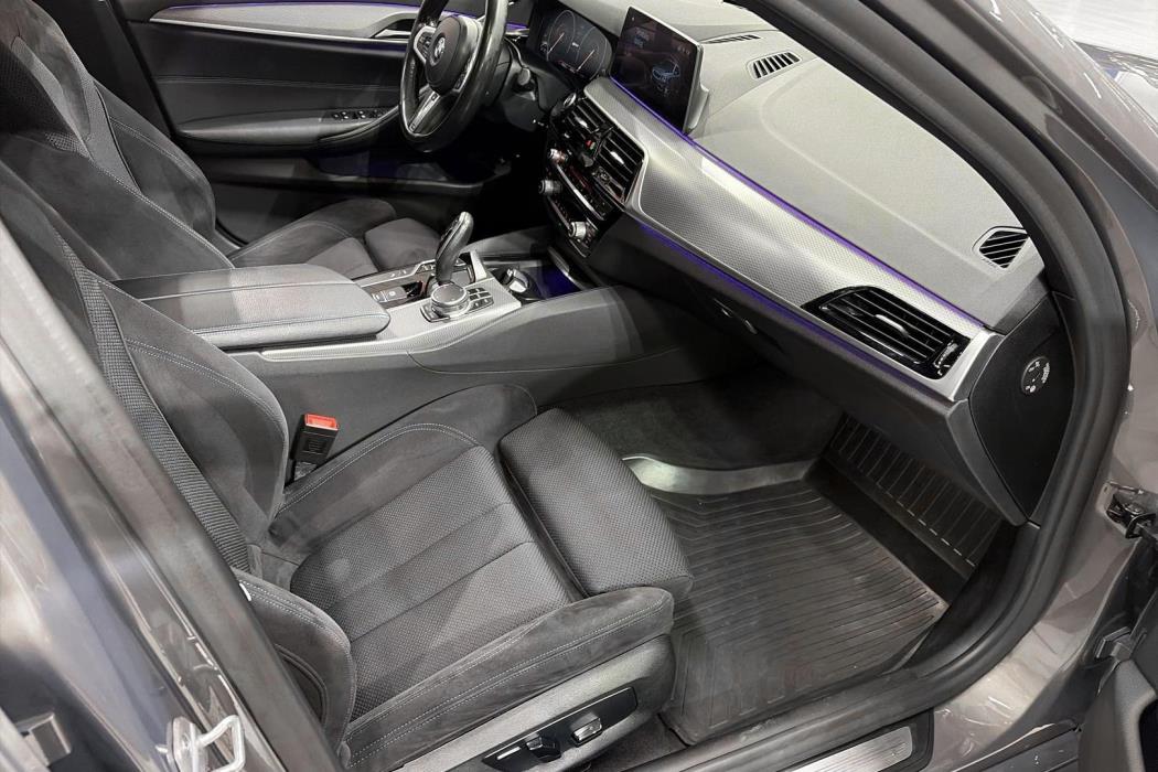 BMW 530 2019