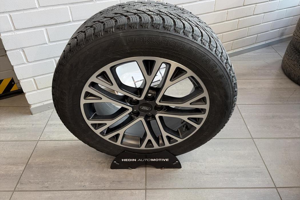 FORD Kuga 2023