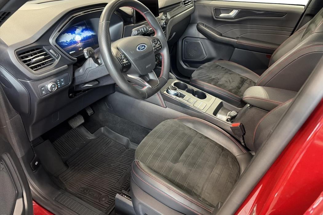 FORD Kuga 2023