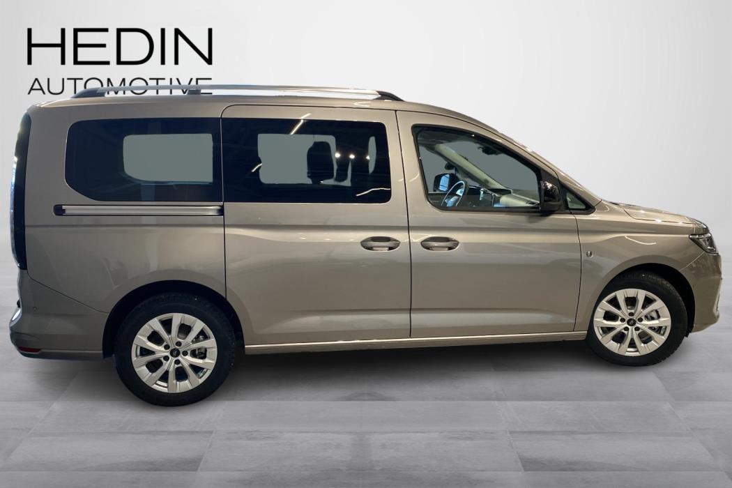FORD Grand Tourneo Connec 2025