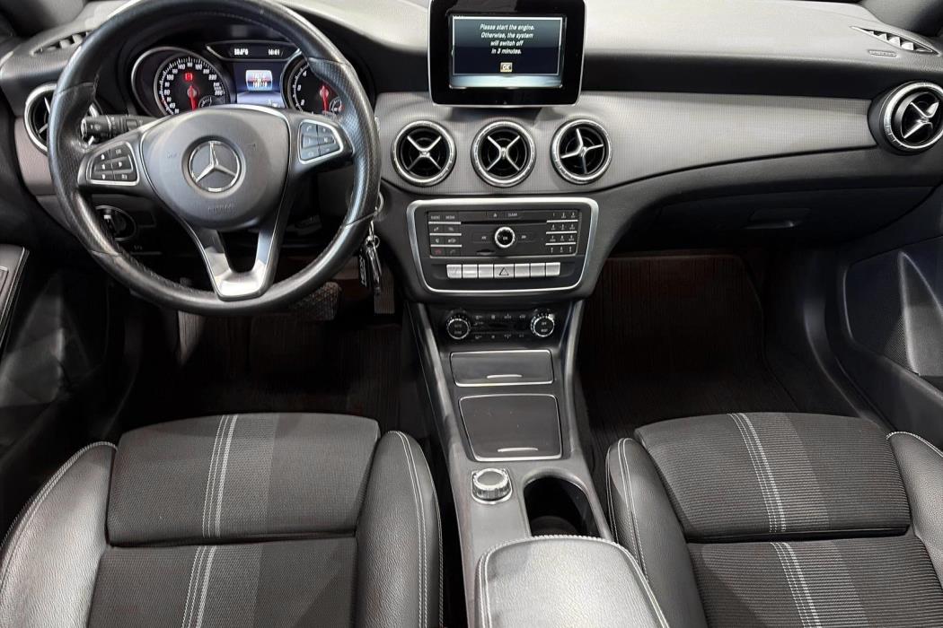 Mercedes-Benz CLA 2016