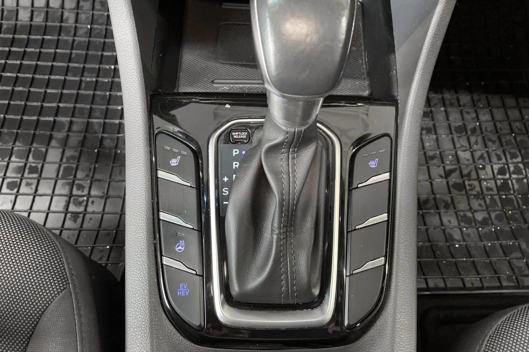 Hyundai IONIQ plug-in 2018