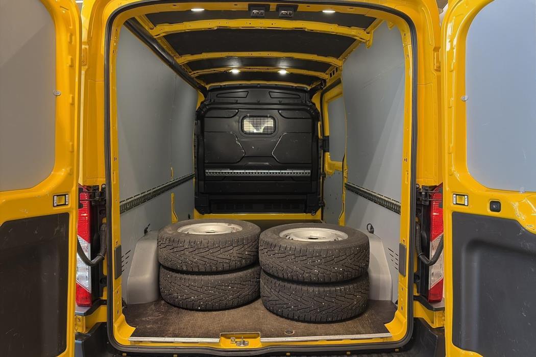Ford Transit 2023