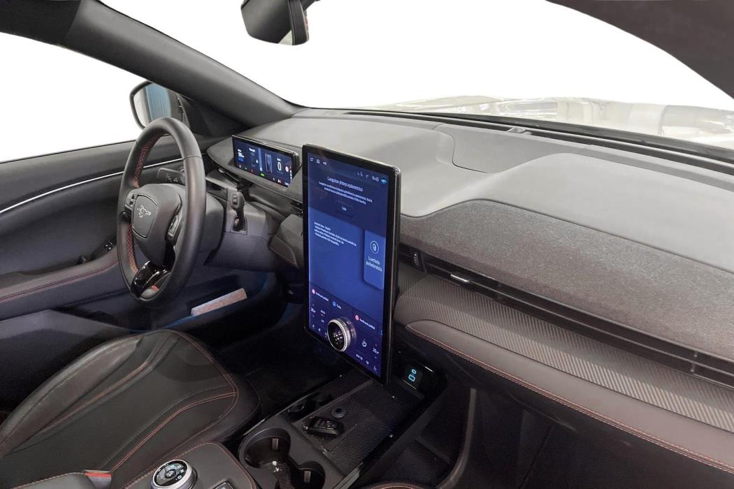 FORD Mustang Mach-E 2025