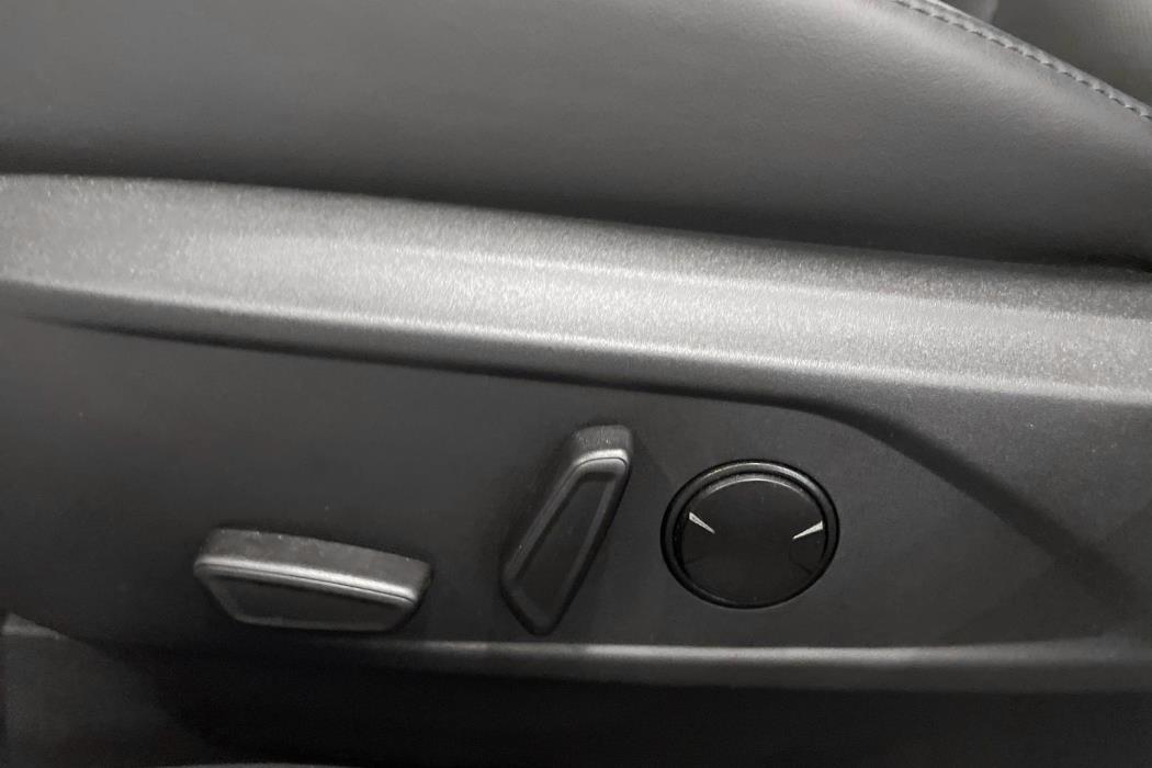 FORD Mustang Mach-E 2025