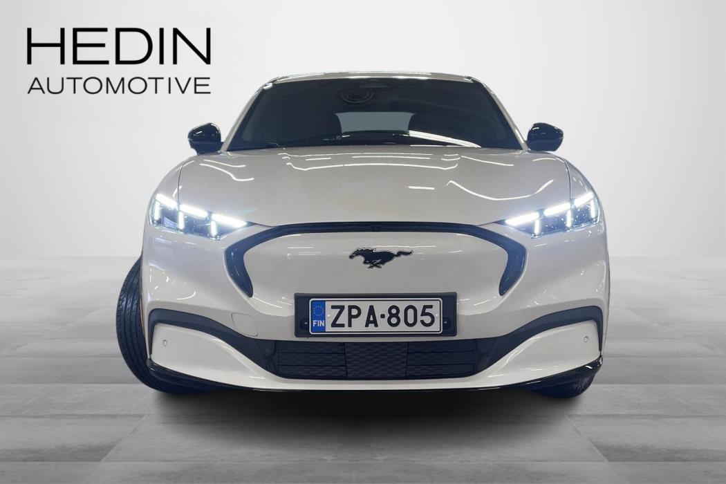 FORD Mustang Mach-E 2025