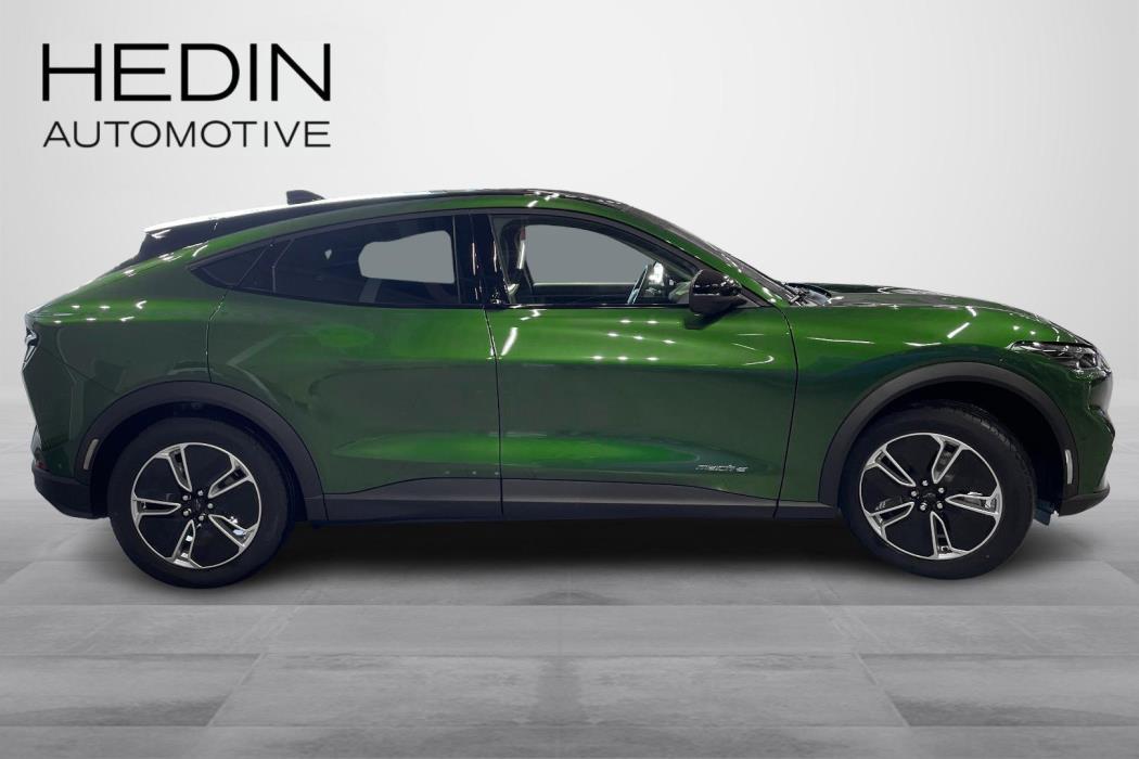 Ford Mustang Mach-E 2025