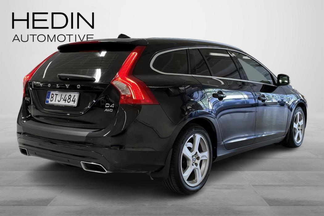 Volvo V60 2015