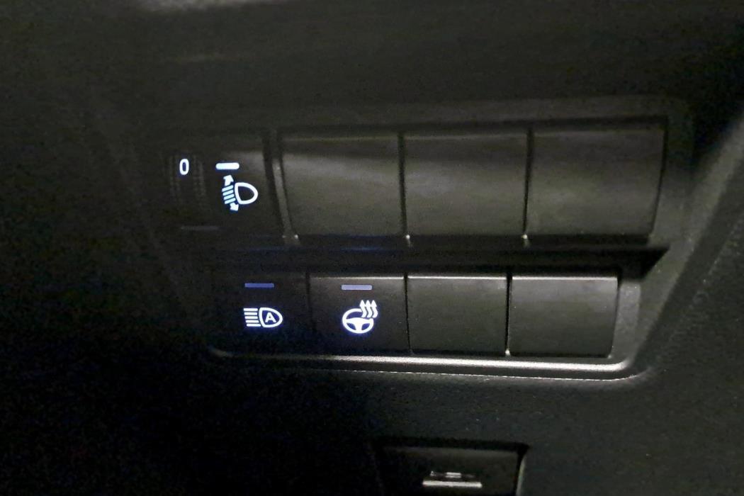 Mazda Mazda2 Hybrid 2023