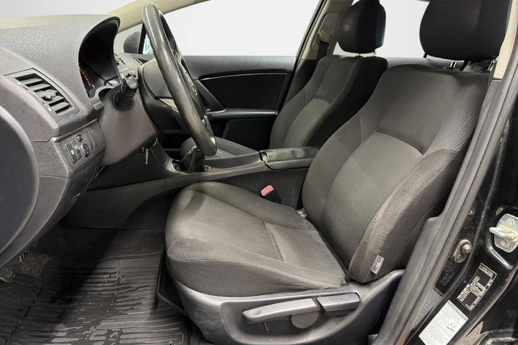 Toyota Avensis 2009
